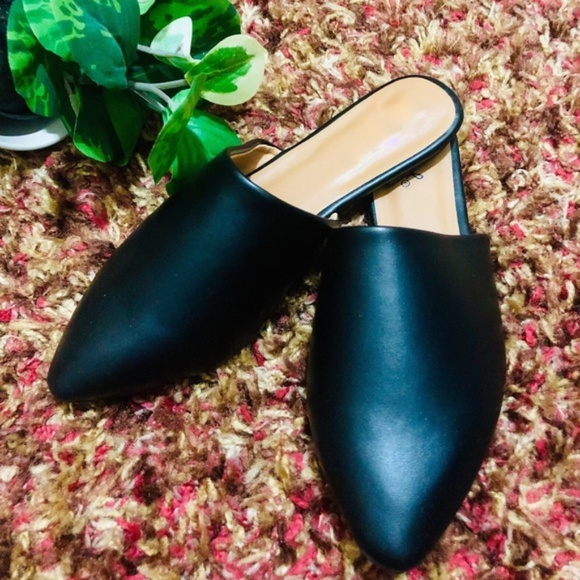 ❣️LAST SIZE 7❣️BLACK PU FLAT MULES - SHOES - Picture 3 of 4